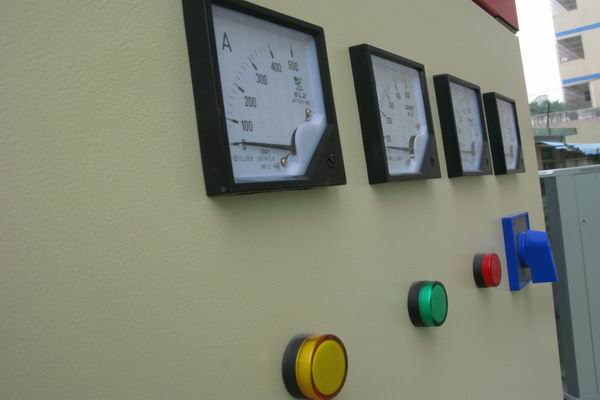 洛龙配电柜-3683讲讲配电柜注意事项